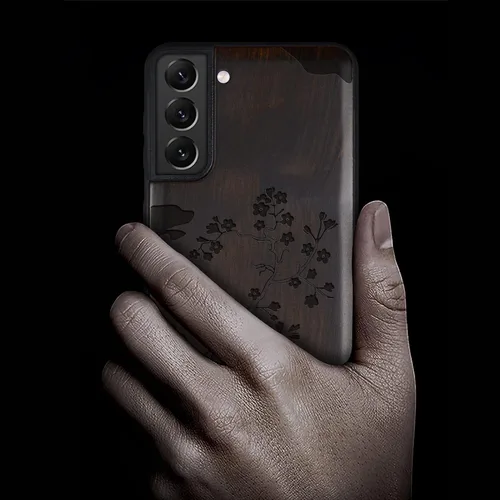 Vista 2 de Carveit Funda de madera para Galaxy S22 2022 [madera natural y TPU suave negro] a prueba de golpes, funda protectora de madera compatible