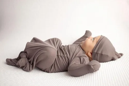 Vista 191 de Three Little Tots Vestido de corbata anudada para bebé recién nacido - Bebé