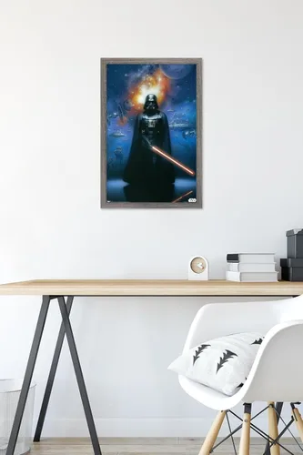 Vista 6 de Trends International Star Wars: Saga - Póster de pared de Vader in Space, 14.725 x 22.375 pulgadas, versión enmarcada de madera de granero