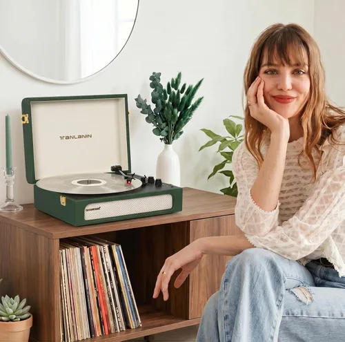 Vista 11 de Vinyl Record Player with Speakers Bass & Treble Control Turntable Green
