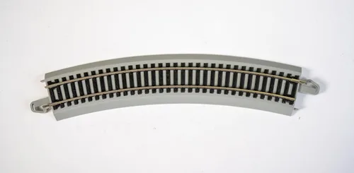 Vista 2 de Bachmann Trenes - PISTA A PRESENTACIÓN E-Z RADIUS CURVA 18" - A GRANEL (50 pcs) - Riel Níquel Plata con Roadbed Gris - Escala HO