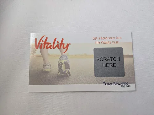 Vista 4 de My Scratch Offs Cuadrado plateado de 1 pulgada con etiquetas adhesivas para rascar "Scratch Here" - Paquete de 100 Ideal for raffle tickets, bingo