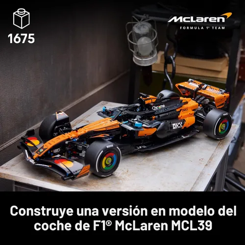 Vista 2 de LEGO Technic McLaren MCL39 F1 Car 42228