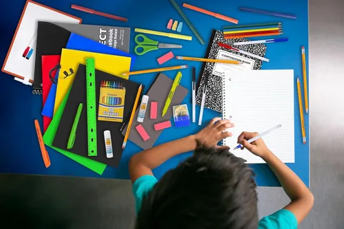 Vista 5 de Trail maker Kit de material escolar de 45 piezas para grados K-12