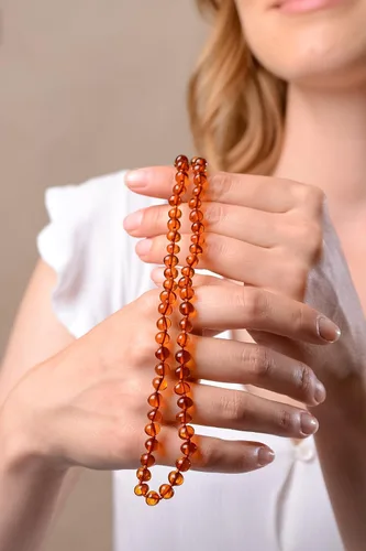 Vista 7 de Collar de ámbar para mujer con cierre de plata chapada en oro de 18 quilates, 19 pulgadas con extensor de 2 pulgadas, hecho a mano con cuentas