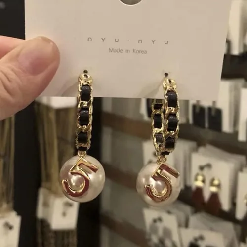 Vista 6 de Vintage número 5 pendientes de aro de perlas pendientes de perlas mujer pendiente joyería de moda para regalo, Zinc, Perla