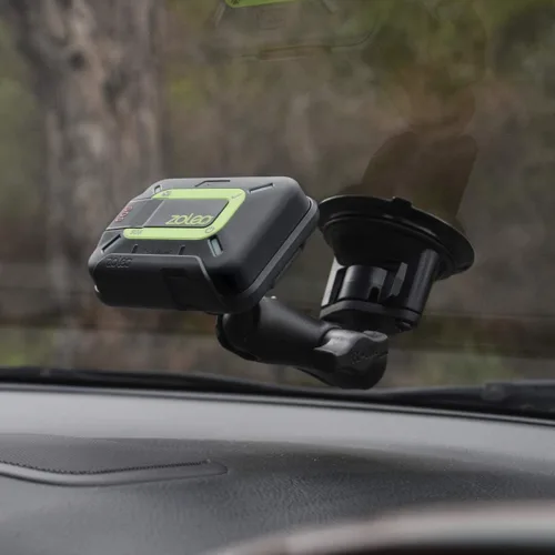 Vista 2 de ZOLEO Kit de accesorios de montaje universal que incluye soporte de ventosa RAM Twist-Lock, cargador de coche DC con cable USB y 3 insertos - clip