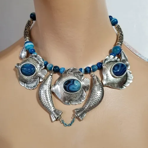 Vista 5 de 5 Silver Fish Pendants Nautical Gemstone Blue Agate Necklace Earrings One of a Kind