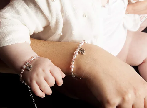 Vista 2 de Crystal Dream - Pulsera de plata con diseño de corazón de gran hermana con perlas de imitación de Swarovski rosadas (BBSM)