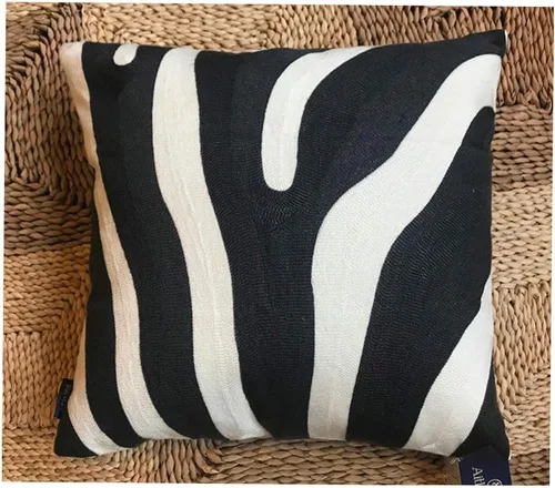 Vista 19 de Funda de almohada de algodón, diseño de bolero. Funda decorativa con diseño geométrico. En lona de algodón. Bordado, con costuras en cadena. 1pc