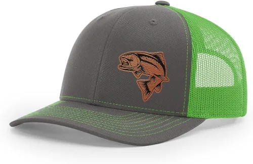 Vista 58 de Sombrero de pesca de salmón con parche de cuero grabado láser Richardson 112 Snapback Trucker Cap