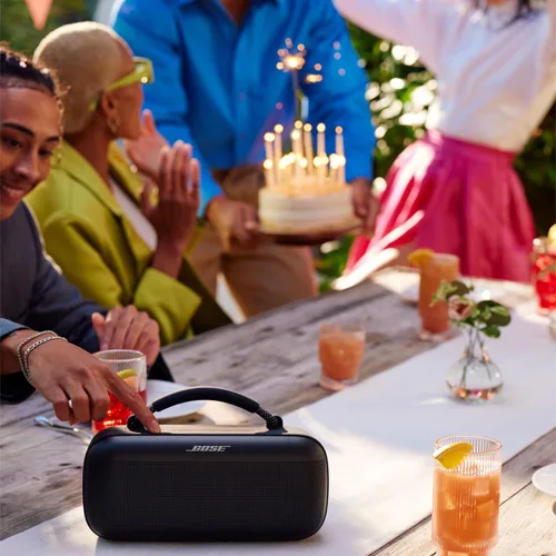 Vista 5 de Bose SoundLink Max Altavoz portátil, altavoz Bluetooth impermeable grande, hasta 20 horas de duración de la batería, USB-C, entrada AUX integrada