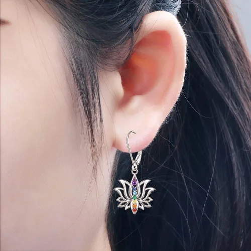 Vista 7 de Aretes de chakras, flor de loto, conejo, voleibol, 7 piedras de chakra, aretes colgantes para mujer, aretes colgantes de cristal curativo para yoga