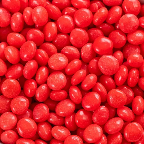 Vista 5 de Wonka Red Hots, caramelos duros con sabor a canela, cajas de dulces de teatro de 5.5 onzas (paquete de 12) Fiery cinnamon hard candy, cold-pan