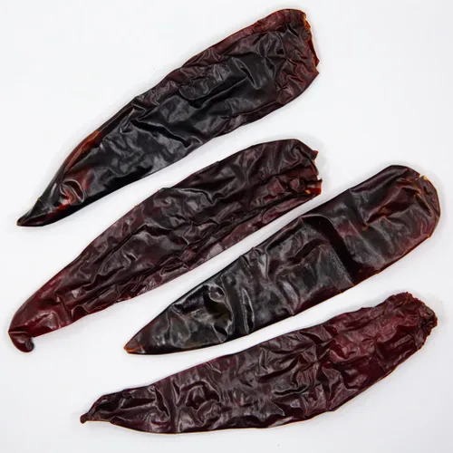 Vista 3 de 4oz Guajillo sin tallo, pimientos secos enteros, chiles descolados Perfecto para salsas Birria, Topo, Enchilada y Salsas Caseras