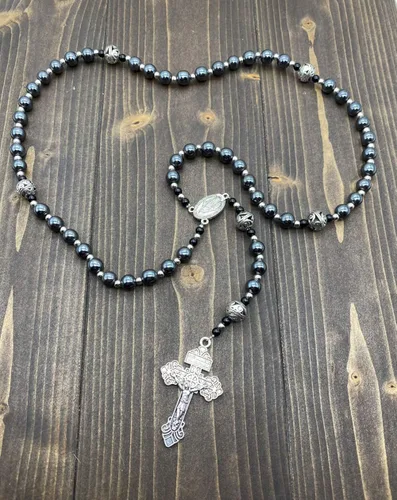 Vista 6 de Nazareth Store Pardon Hematite - Rosario para hombre cuentas negras de acero inoxidable medalla milagrosa y cruz de nuestro padre 20 pulgadas