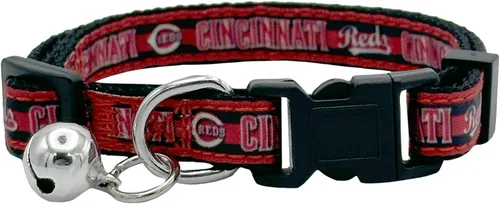Vista 6 de Pets First MLB CAT Collar Atlanta Braves Satin Cat Collar de equipo de béisbol para perros y gatos. Un collar de gato brillante y colorido