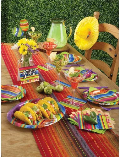 Vista 2 de Creative Converting Mantel de plástico con estampado completo, 54 x 102 pulgadas, Serape Paquete de 3