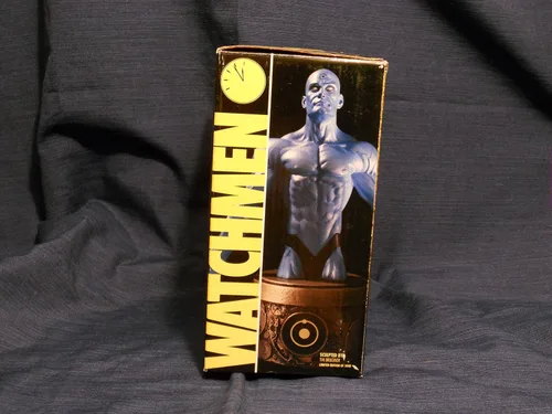 Vista 4 de DC Direct Watchmen Película Dr. Manhattan Bust