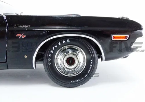 Vista 7 de 1:18 1970 Dodge Challenger R/T 440 - Paquete de 6 unidades, negro con rojo Greenlight