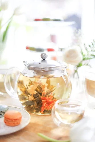 Vista 4 de Teabloom Tetera y tetera de vidrio todo en uno – Tetera de vidrio de borosilicato resistente al calor con infusor de té suelto de acero inoxidable