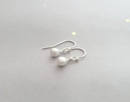 Vista 12 de Sterling Silver Teardrop Earrings Small Everyday Earrings for Women and Girls
