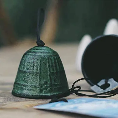 Vista 11 de Juego de 2, campanillas de viento pequeñas de la suerte tradicionales japonesas para exteriores, campana de viento de templo bendito de hierro