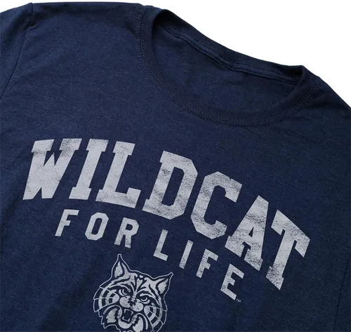 Vista 2 de Campus Lab Official NCAA Distressed Spirit Phrase Collegiate Classic Ring-Spun T-Shirt Unisex for Men & Women Collection
