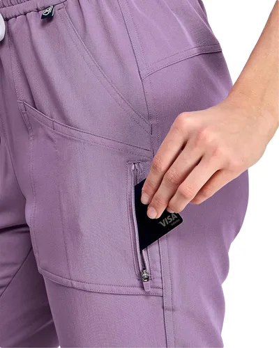 Vista 5 de Mediclo Pantalones médicos para mujer - Catalina Jogger 7 bolsillos ecológicos sostenibles FYSEL tela pierna cónica ropa de trabajo