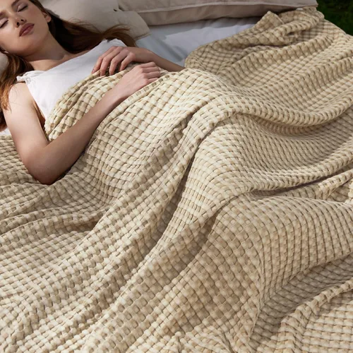 Vista 35 de Bedsure - Manta XL de punto gofre de algodón refrescante - Manta ligera y transpirable de rayón derivado de bambú para personas que se acaloran al
