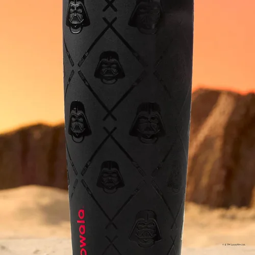 Vista 10 de Owala Star Wars FreeSip Sway - Botella de agua aislada de acero inoxidable con boquilla bidireccional, popote integrado y asa de cubo, hecha