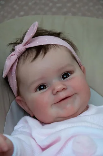 Vista 3 de TERABITHIA Muñeca realista de bebé recién nacida sonriente de 20 pulgadas, hecha a mano en vinilo suave y cuerpo pesado, My Little Sweetheart