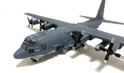 Vista 7 de Lockheed AC-130U 1/200 Modelo de avión fundido a troquel