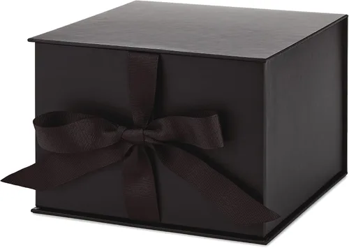 Vista 7 de Hallmark Caja de regalo mediana con tapa y relleno de papel triturado (caja negra de 7 pulgadas) para bodas, graduaciones, cumpleaños, día