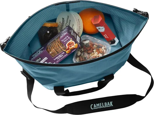 Vista 4 de CamelBak ChilBak Cube 18 Soft Cooler Backpack & Hydration Center Fusion Reservoir