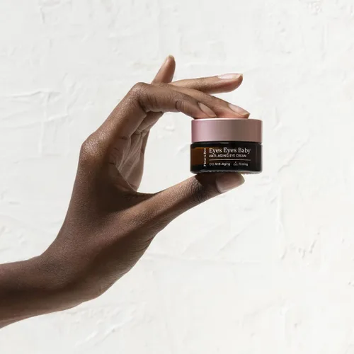 Vista 5 de FLEUR & BEE Crema de ojos antienvejecimiento Limpia, 100% vegana y libre de crueldad Para ojeras, ojos hinchados y arrugas Todo