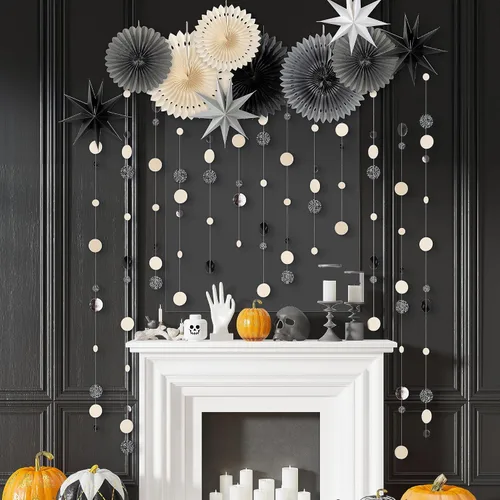 Vista 6 de Cheerland Decoraciones de fiesta de estrellas blancas y negras, guirnalda gótica de verano, guirnalda de papel colgante con purpurina para colgar