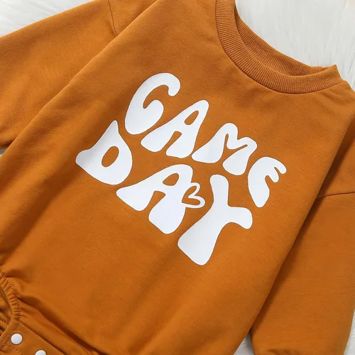 Vista 3 de BOIBOKOKO Traje de fútbol para recién nacido, niña, niño, sudadera para el día de juego, mameluco de manga larga, ropa de otoño e invierno