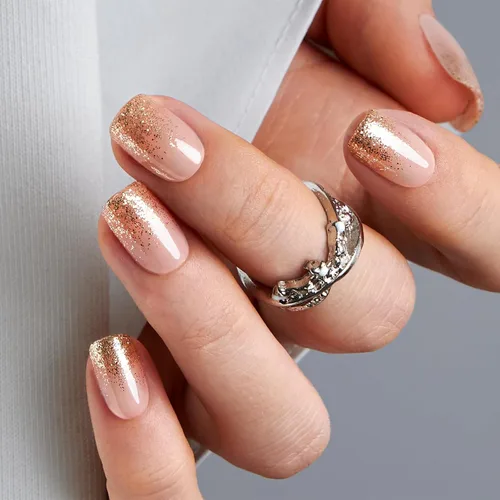 Vista 41 de CurvLife Uñas postizas cuadradas cortas a presión, terciopelo degradado Paris Script