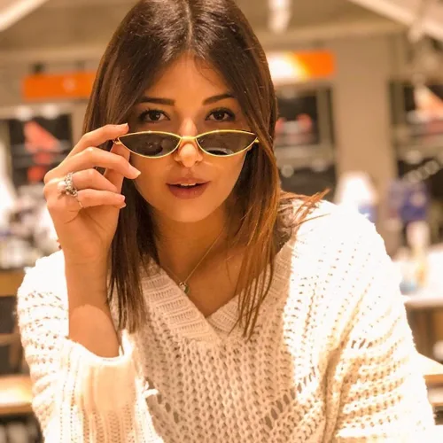 Vista 68 de FEISEDY Gafas de sol de diseñador de moda Retro pequeños pétalos forma arco templo diseño B2298