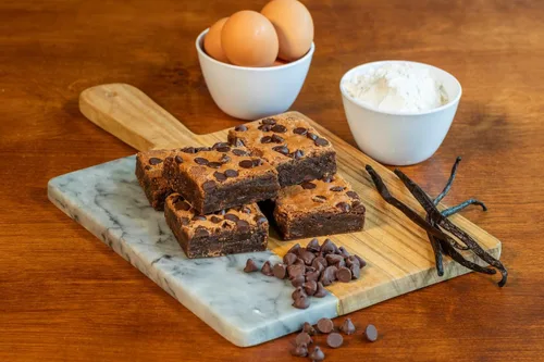 Vista 2 de Nadel - Brownies dulces de chocolate triple naturalmente deliciosos (chocolate triple, paquete de 12)