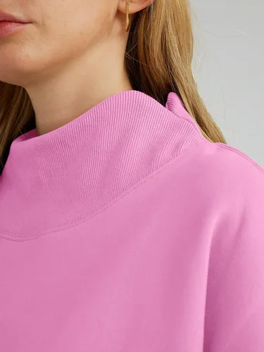 Vista 4 de Trendy Queen Sudaderas de gran tamaño para mujer, cuello alto, manga larga, sudaderas con capucha para otoño, ropa 2023
