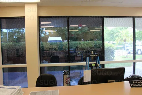 Vista 5 de Sugo Espejo unidireccional de 2 pies x 6 pies, película de tinte de ventana que reduce el calor 5% VLT