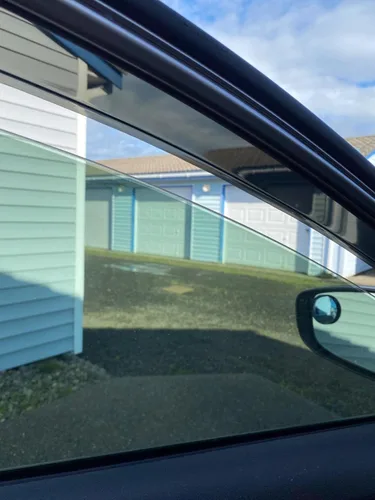 Vista 4 de Deflector de viento para ventana lateral a prueba de sol e impermeable, juego de 4 piezas de protectores de lluvia de repuesto, visera de ventana