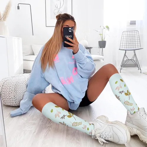 Vista 2 de 6 pares de calcetines de compresión para mujeres y hombres, 15-20 mmHg, soporte graduado hasta la rodilla, calcetines para enfermeras, viajes