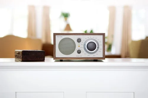 Vista 4 de Tivoli - Radio de mesa AM FM, audio Model One WalnutBeige