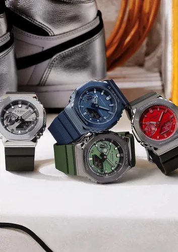 Vista 5 de CASIO G-SHOCK GM-2100B-4AJF G-SHOCK 20 ATM impermeable GM-2100 Series Enviado desde Japón