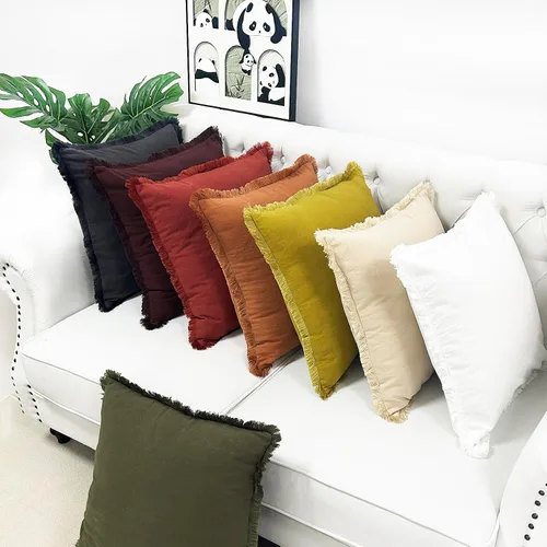 Vista 5 de Juego de 2 fundas de almohada decorativas marrones de 18 x 18 pulgadas, fundas de almohada modernas de granja con borlas de flecos, suaves