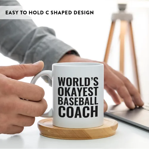 Vista 4 de Andaz Press Taza de café de 11 onzas, regalo de broma para profesores, entrenador de béisbol más bueno del mundo, paquete de 1, taza de café