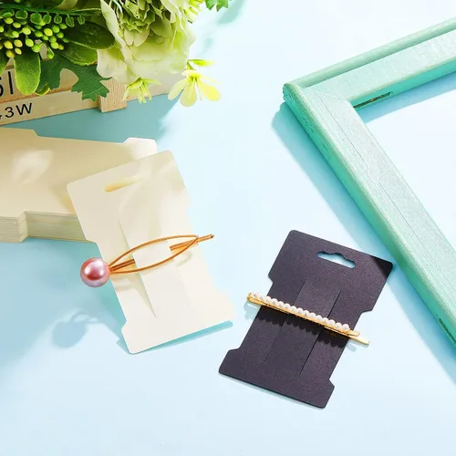 Vista 4 de Outus 120 tarjetas de exhibición de pinzas para el cabello, 2.4 x 3.9 in, papel de estraza rectangular, tarjetero para lazos para el pelo, pasadores